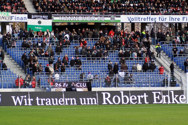 Trauerfeier Enke   028.jpg